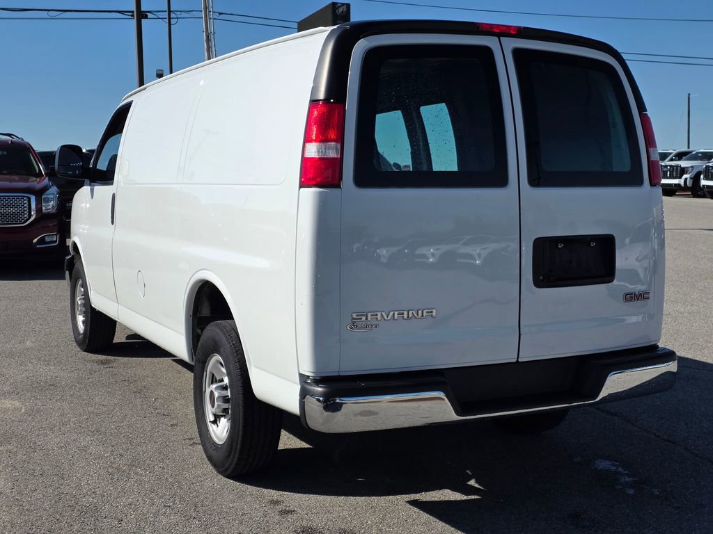 Used 2023 GMC Savana 2500 w/ Driver Convenience Package RWD image 5