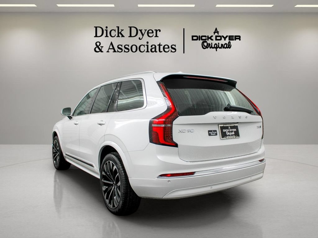 New 2026 Volvo XC90 B5 Core w/ Protection Package Premier AWD/4WD image 5