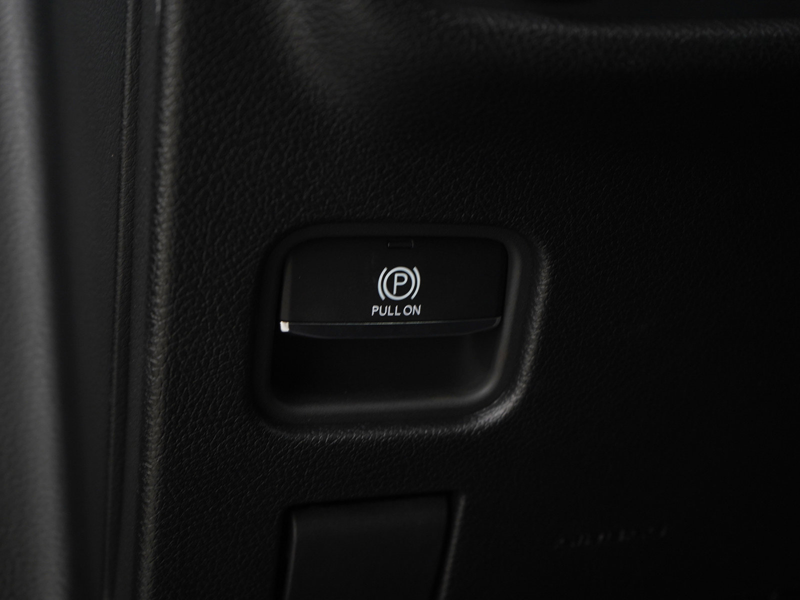 Used 2024 Jeep Grand Cherokee Limited w/ Black Appearance Package AWD/4WD image 27
