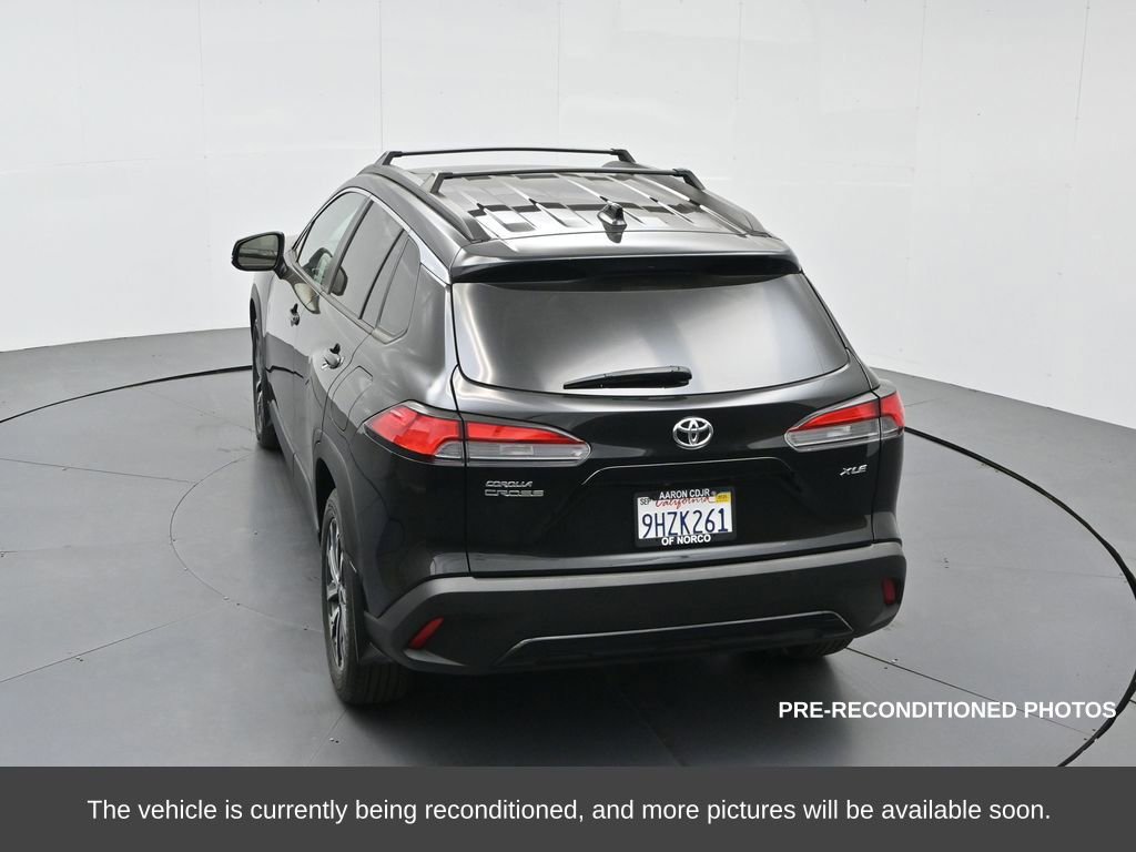 Used 2023 Toyota Corolla Cross XLE image 57