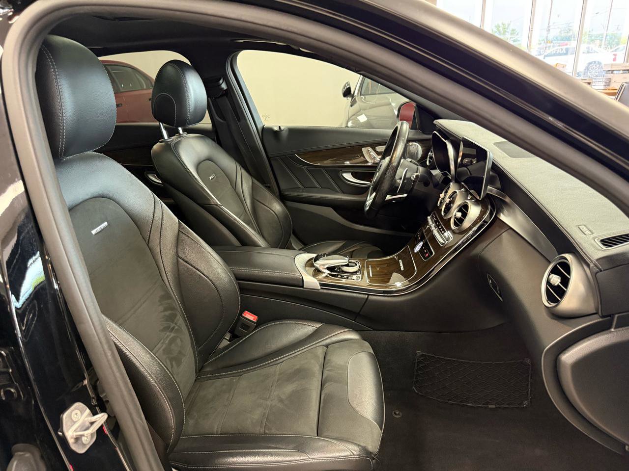 Used 2019 Mercedes-Benz C 63 AMG Sedan image 27