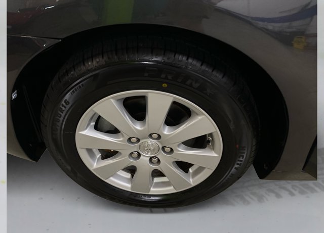 Used 2007 Toyota Camry XLE FWD image 20