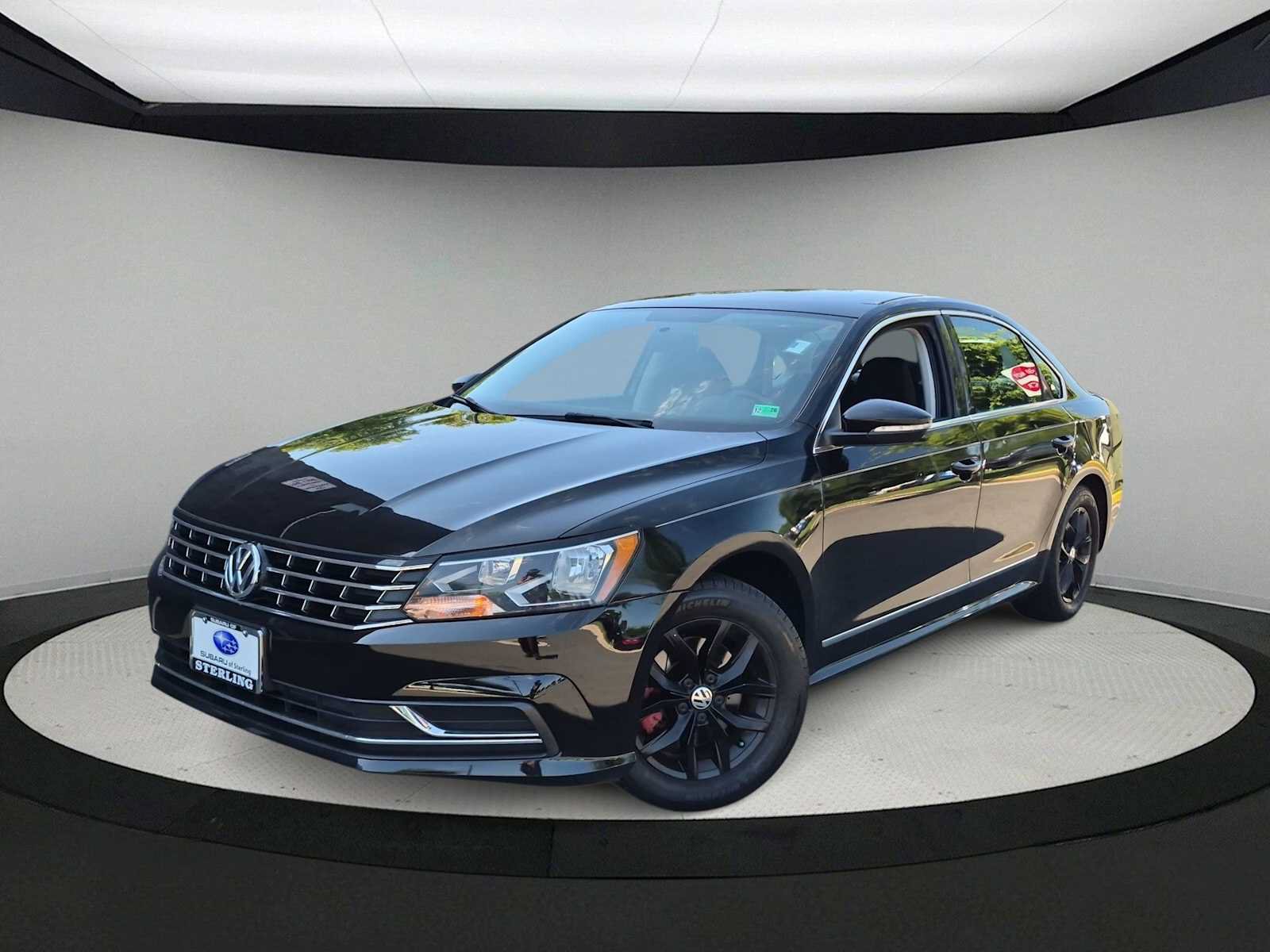 Used 2016 Volkswagen Passat 1.8T S FWD image 1
