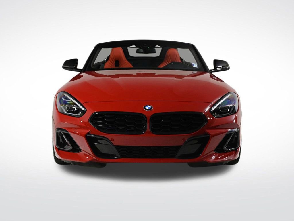 Used 2023 BMW Z4 M40i w/ Premium Package image 8
