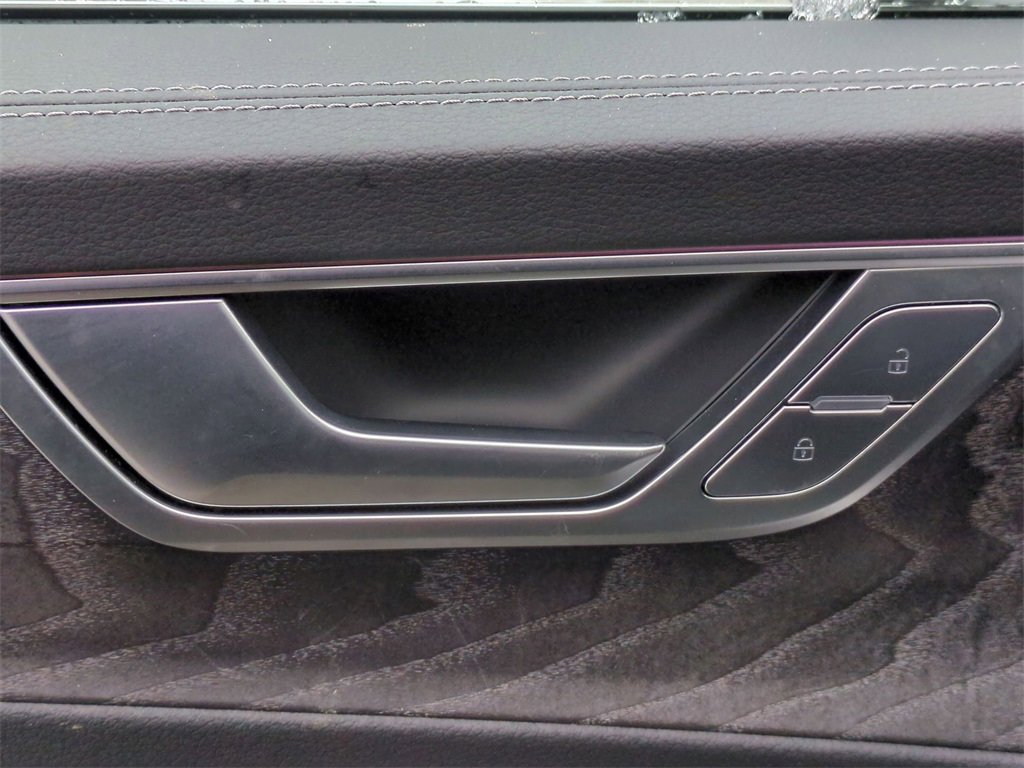 Used 2025 Audi A6 Premium Plus w/ Premium Plus Package image 11