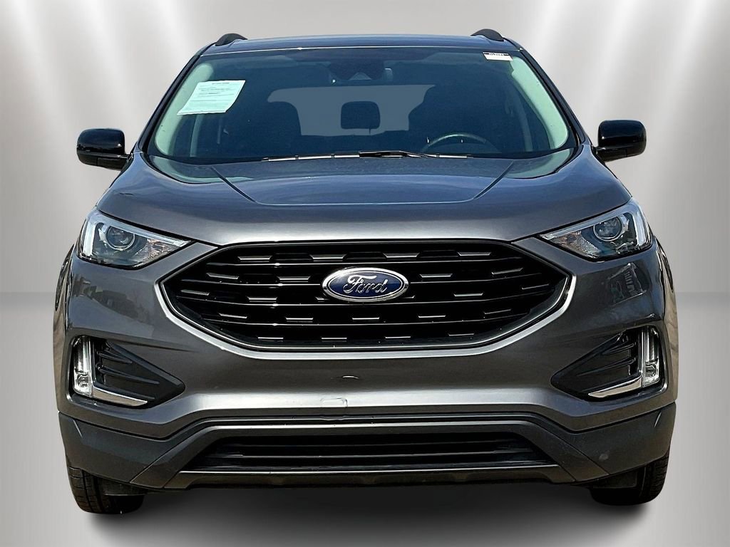 Used 2022 Ford Edge SEL w/ Sport Appearance Package AWD/4WD image 2