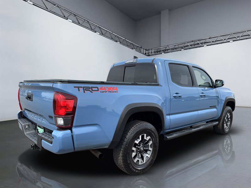 Used 2019 Toyota Tacoma TRD Off-Road AWD/4WD image 7