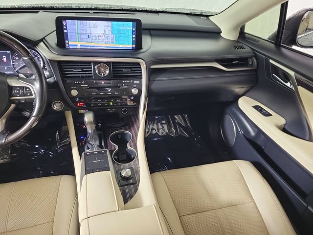 Used 2022 Lexus RX 350L Luxury w/ Accessory Package (Z1) FWD image 17