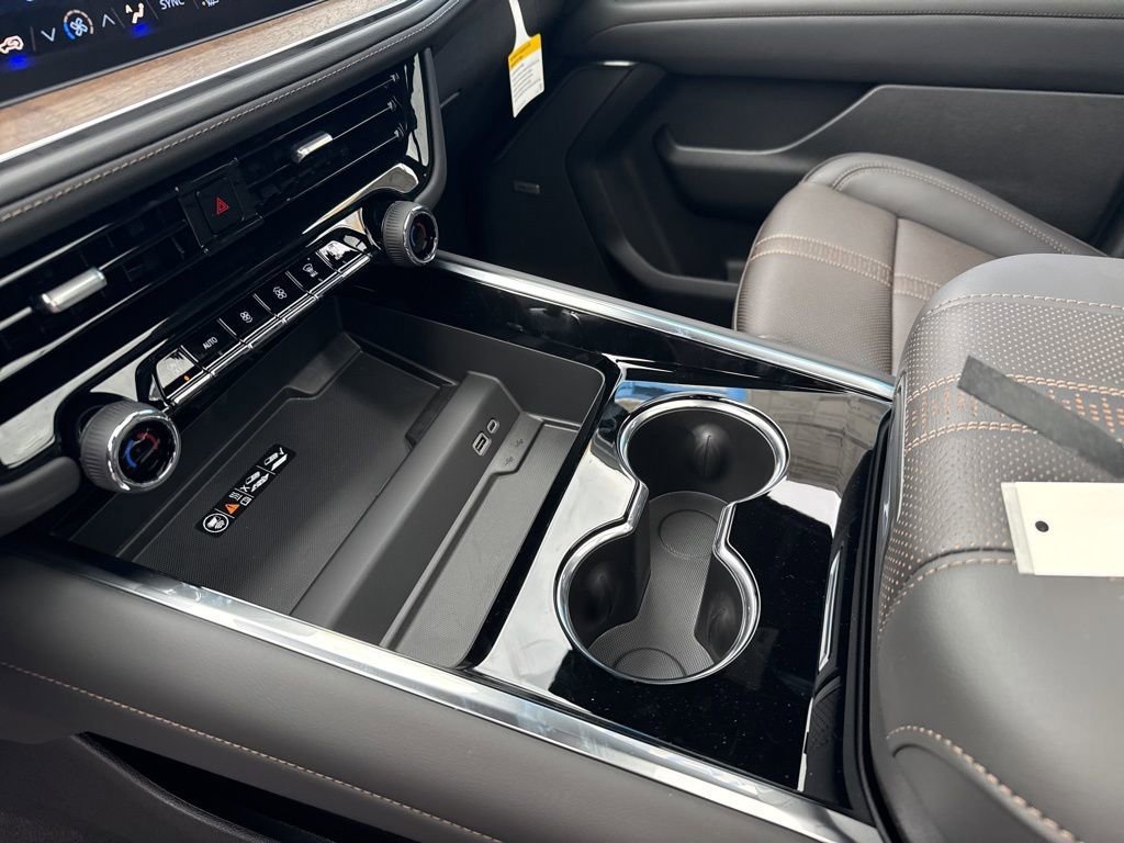 New 2026 Chevrolet Suburban High Country w/ Sun And Tow Package image 26
