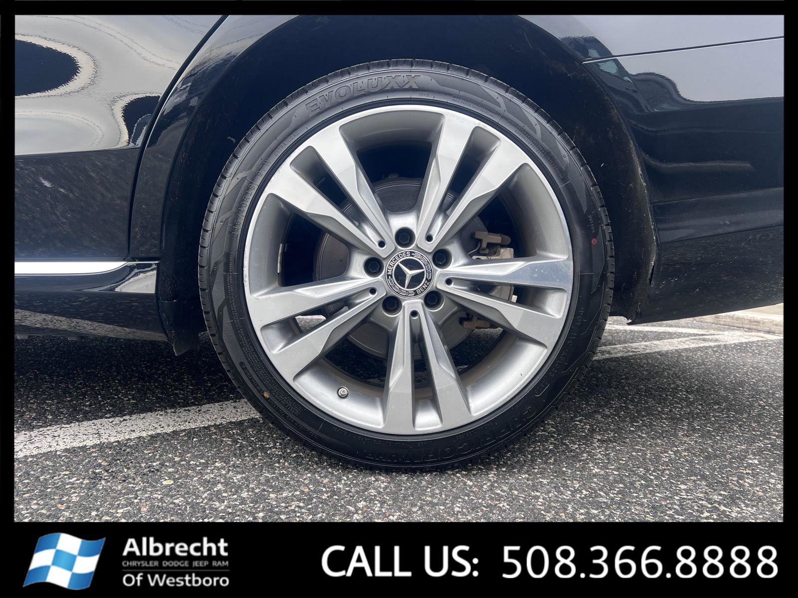 Used 2020 Mercedes-Benz C 300 4MATIC Sedan image 34