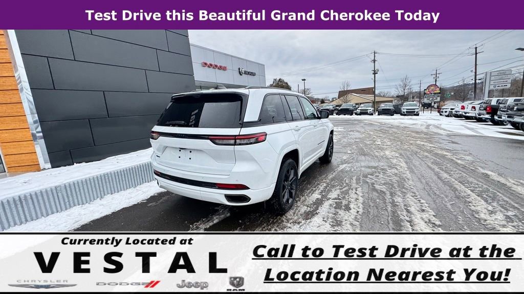 New 2024 Jeep Grand Cherokee Limited 4xe image 9