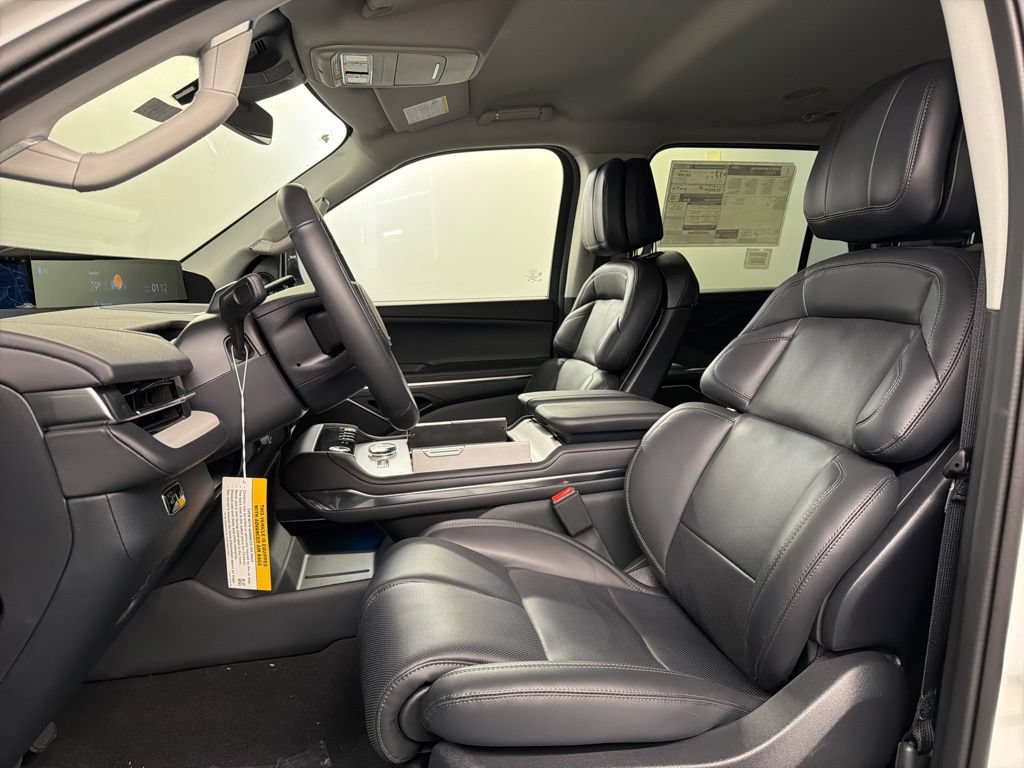 New 2026 Lincoln Navigator Premiere AWD/4WD image 27