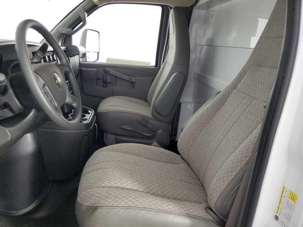 New 2025 Chevrolet Express 3500 w/ Power Convenience Package image 22