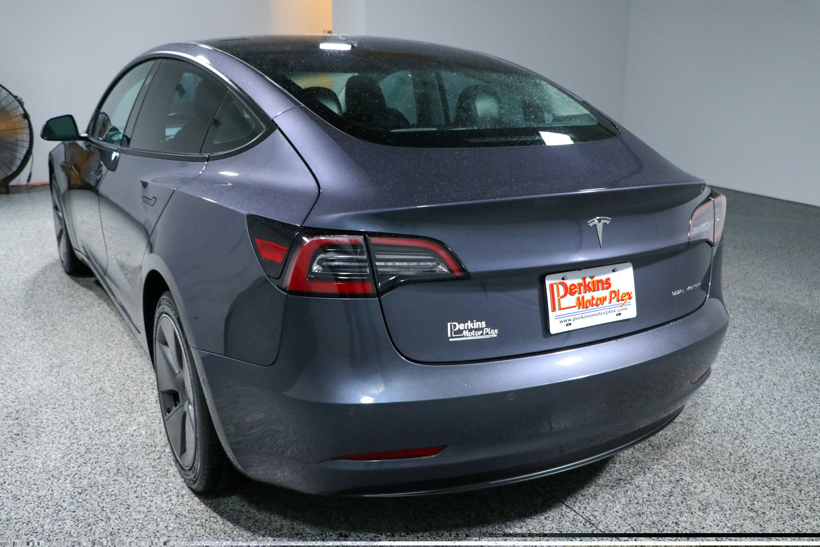Used 2022 Tesla Model 3 Long Range AWD/4WD image 9