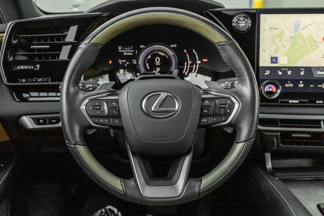 Used 2023 Lexus RX 350h image 8