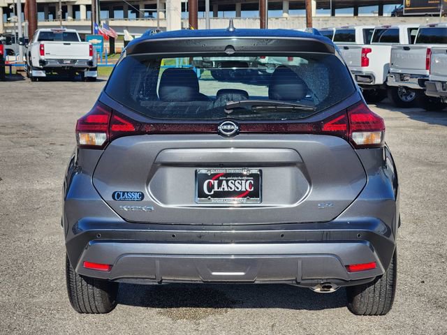 Used 2024 Nissan Kicks SR image 6