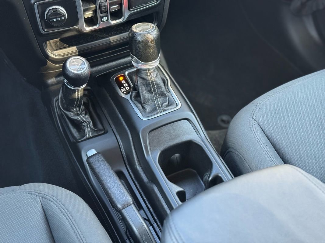 Used 2021 Jeep Wrangler Unlimited Sahara image 17