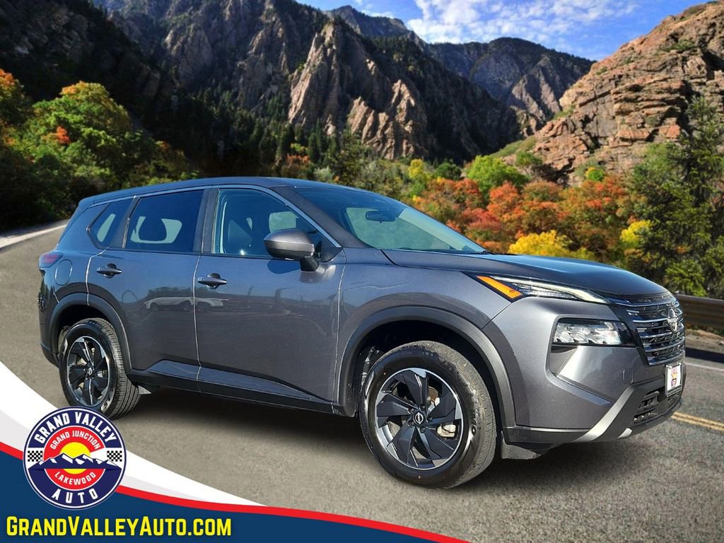 Used 2024 Nissan Rogue SV