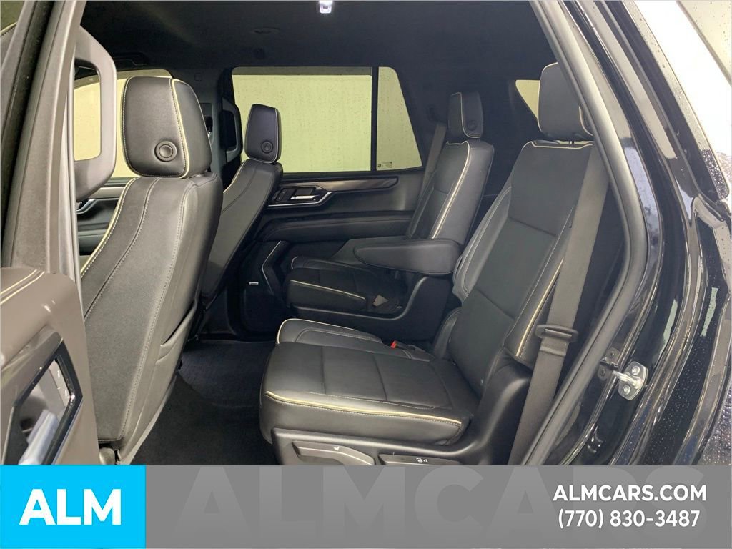 Used 2025 GMC Yukon Elevation image 26