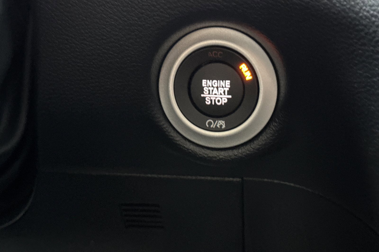 New 2026 Chrysler Voyager LX image 21