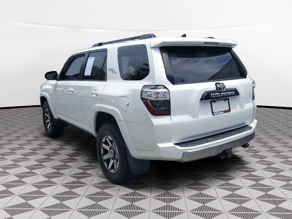 Used 2019 Toyota 4Runner TRD Off-Road AWD/4WD image 4