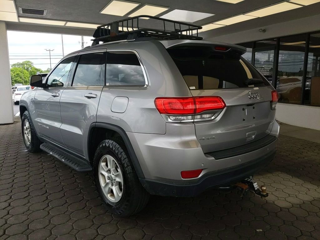 Used 2016 Jeep Grand Cherokee Laredo w/ Quick Order Package 23E AWD/4WD image 10