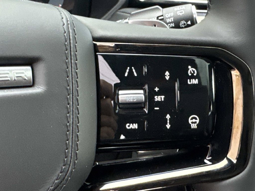 New 2026 Land Rover Range Rover Velar S AWD/4WD image 29