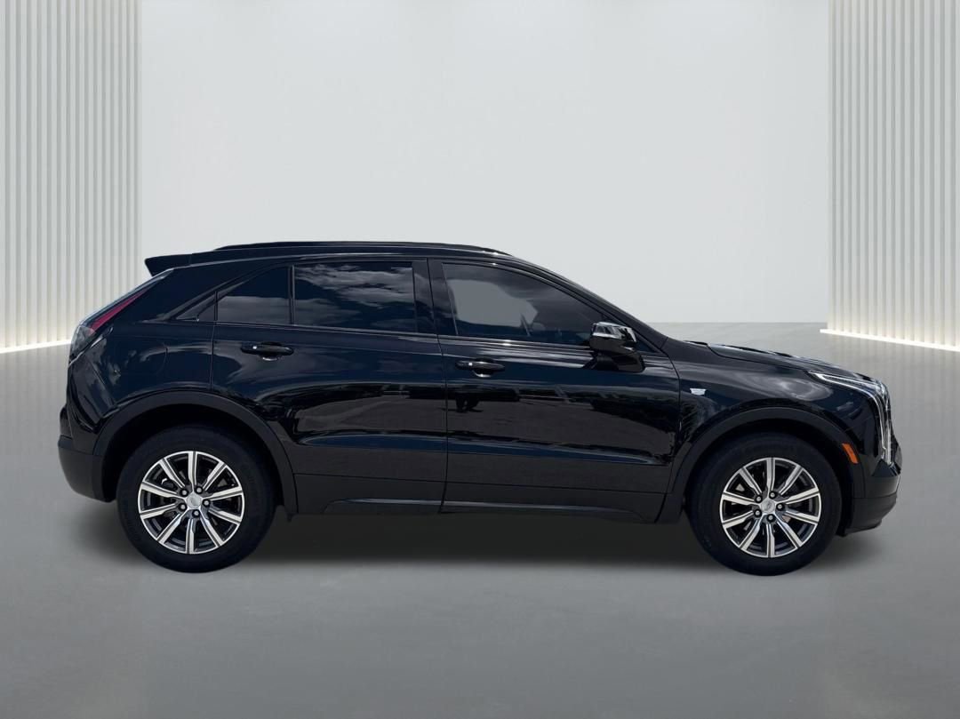 Used 2023 Cadillac XT4 Sport FWD image 4