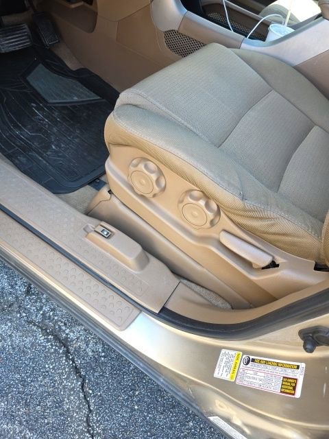 Used 2006 Honda Pilot LX image 11