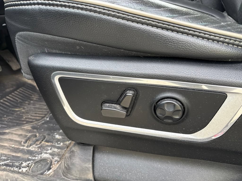 Used 2021 RAM 1500 Laramie AWD/4WD image 10