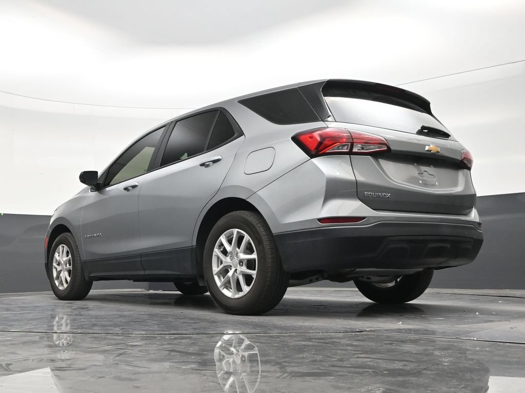 Used 2024 Chevrolet Equinox LS FWD image 22