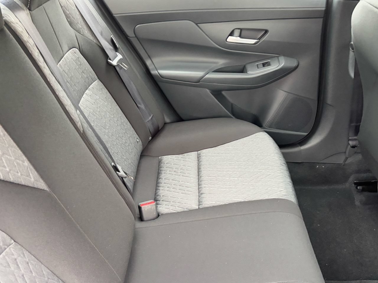 New 2026 Nissan Sentra SV w/ SV Convenience Package FWD image 17