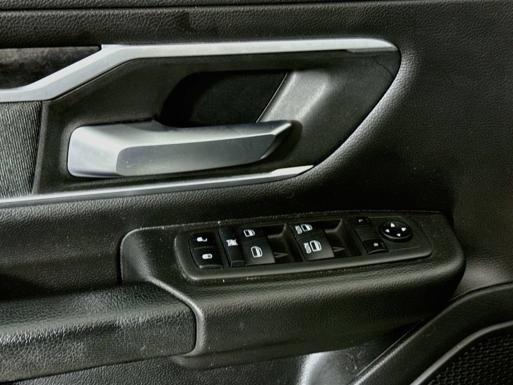 Used 2022 RAM 1500 Big Horn AWD/4WD image 22