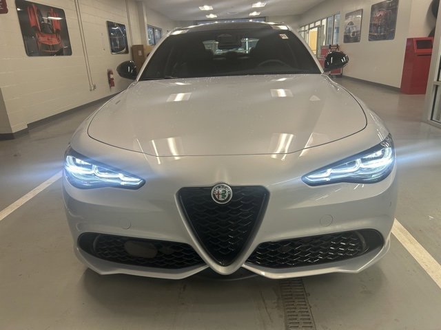 New 2025 Alfa Romeo Giulia AWD w/ Driving Assist Package image 2