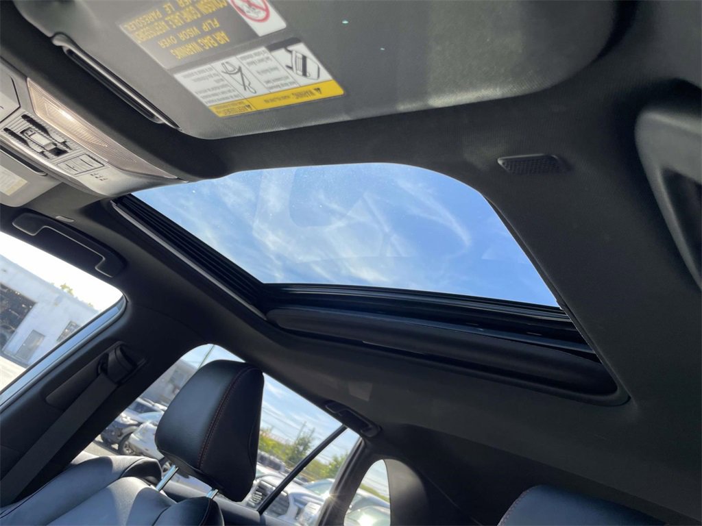 Used 2023 Toyota RAV4 SE image 19