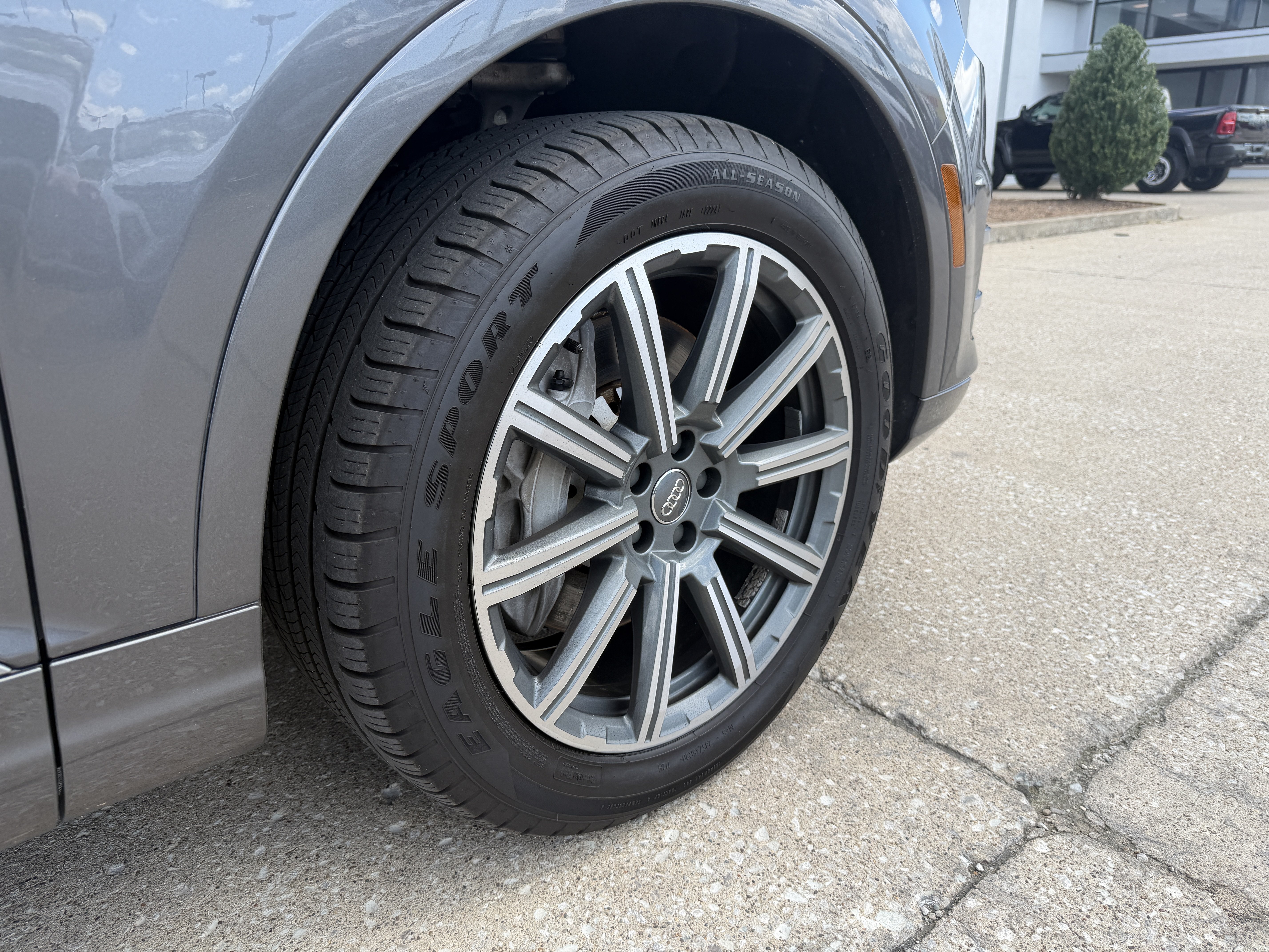 Used 2019 Audi Q7 3.0T Premium w/ Convenience Package AWD/4WD image 20