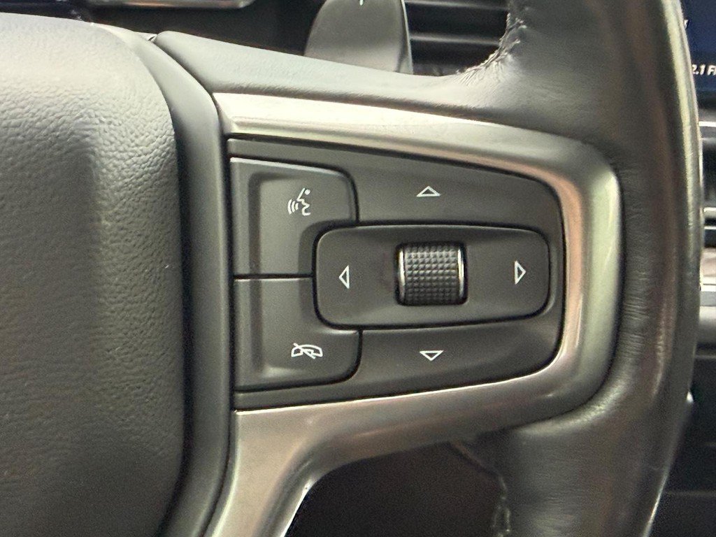 Used 2023 Chevrolet Silverado 1500 LTZ AWD/4WD image 19