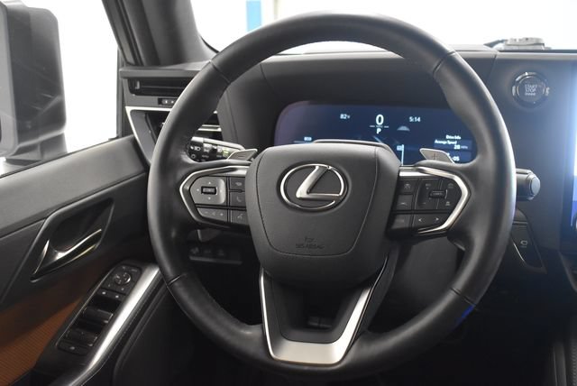 Used 2024 Lexus GX 550 w/ Cold Area Package AWD/4WD image 24