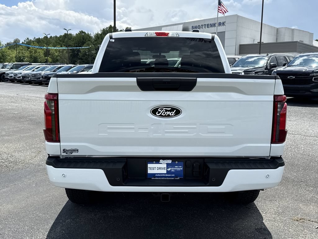 New 2026 Ford F150 XLT w/ XLT Black Appearance Package AWD/4WD image 6