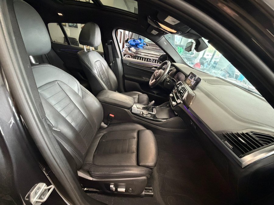 Used 2021 BMW X4 xDrive30i w/ Executive Package AWD/4WD image 30