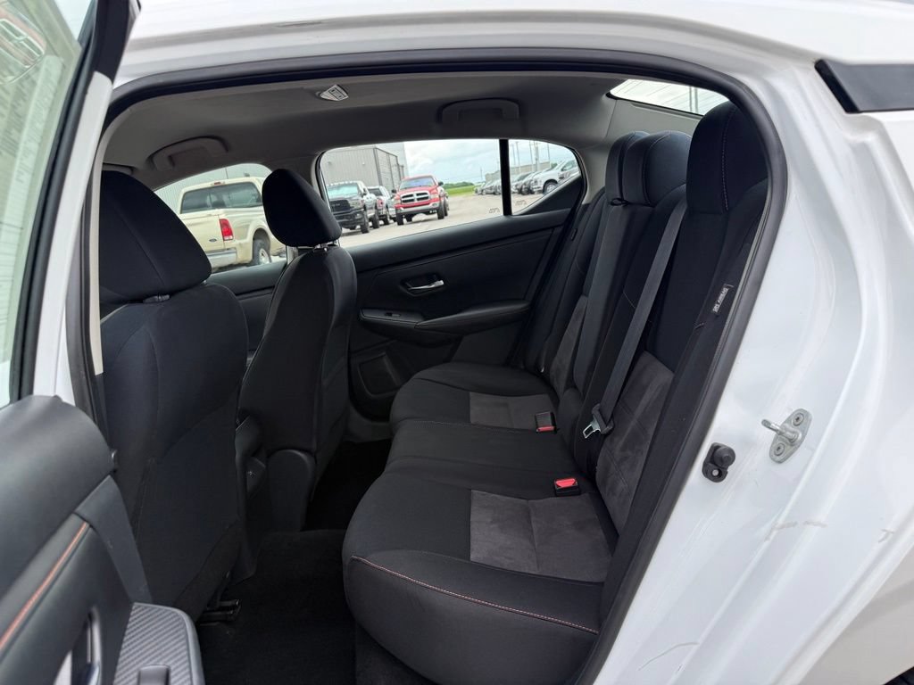Used 2021 Nissan Sentra SR FWD image 9
