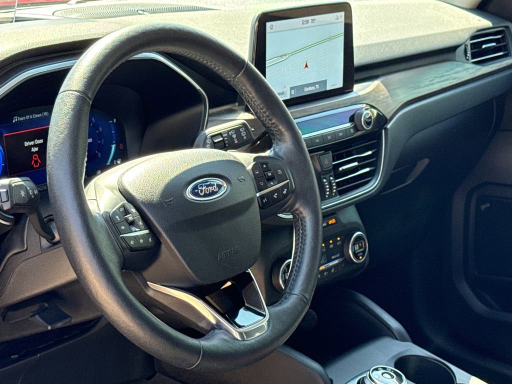 Used 2020 Ford Escape Titanium w/ Titanium Premium Package 2.0 image 19