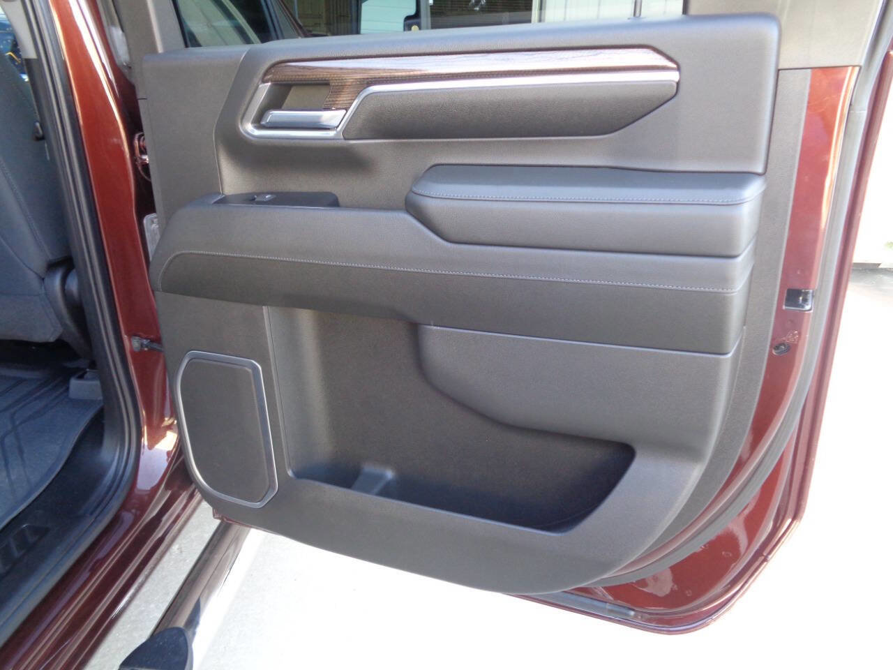 Used 2024 Chevrolet Silverado 2500 LT w/ Texas Edition image 65