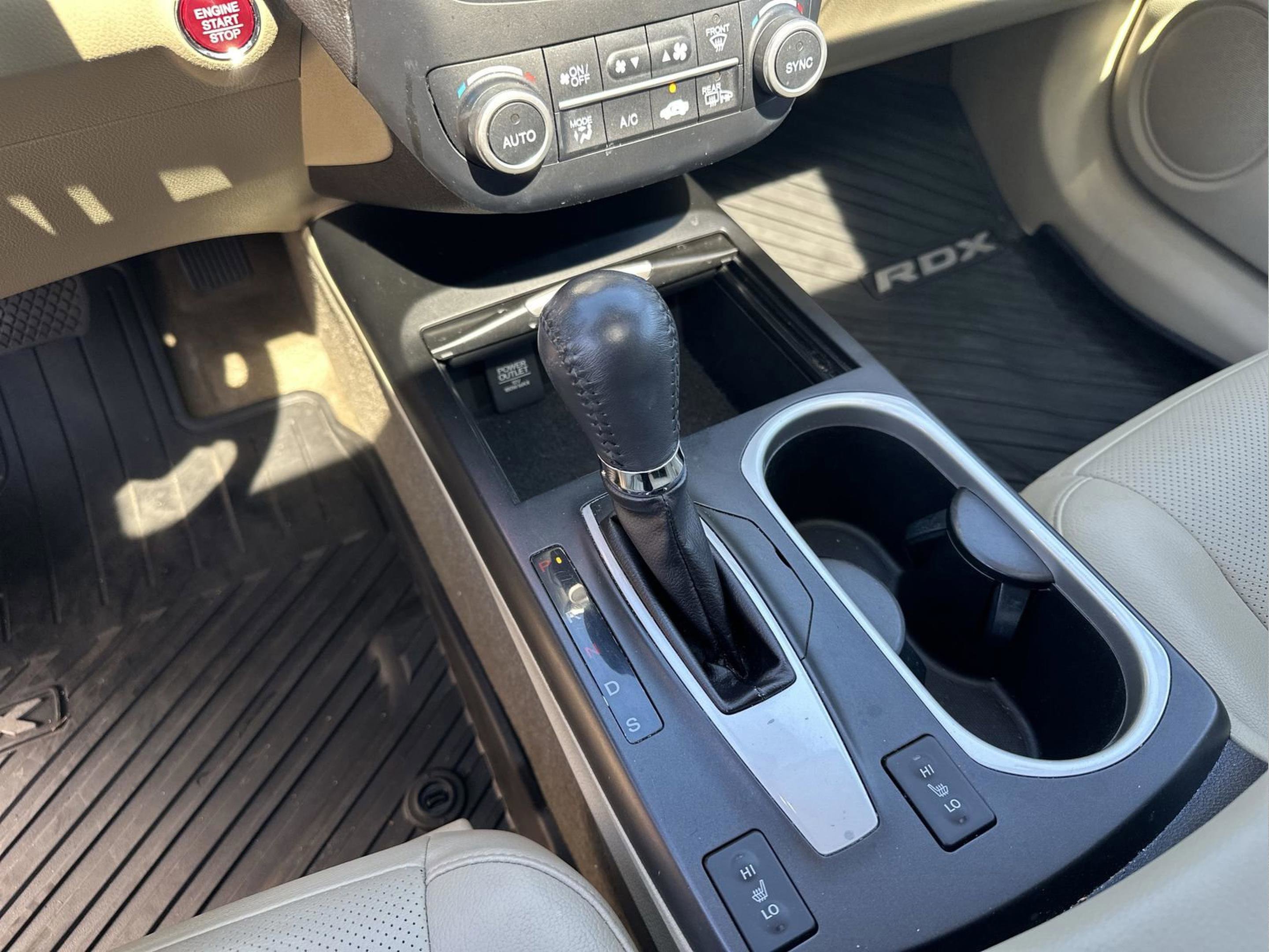 Used 2017 Acura RDX AWD w/ Technology Package image 16