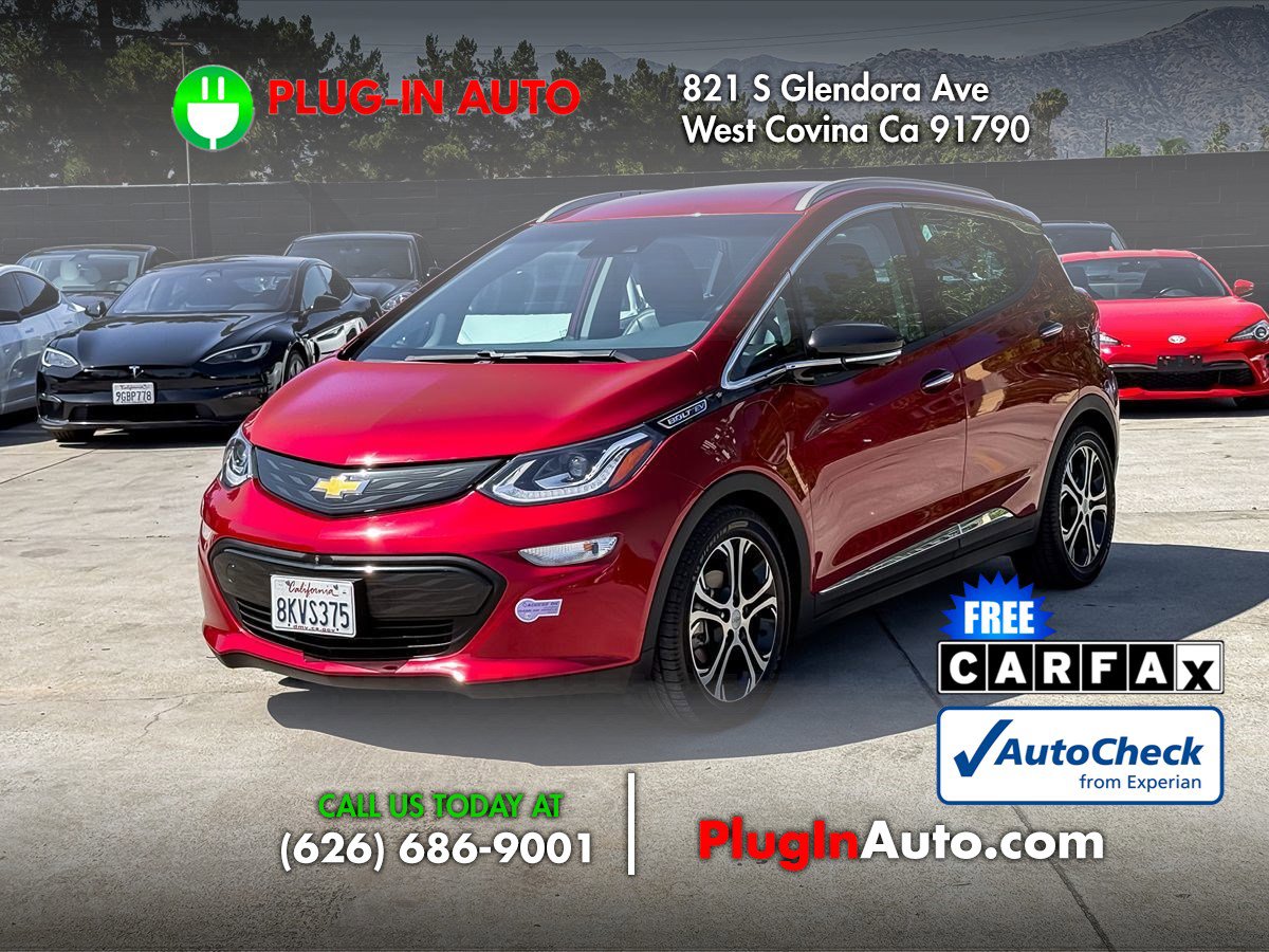 Used 2019 Chevrolet Bolt Premier w/ Infotainment Package FWD image 1