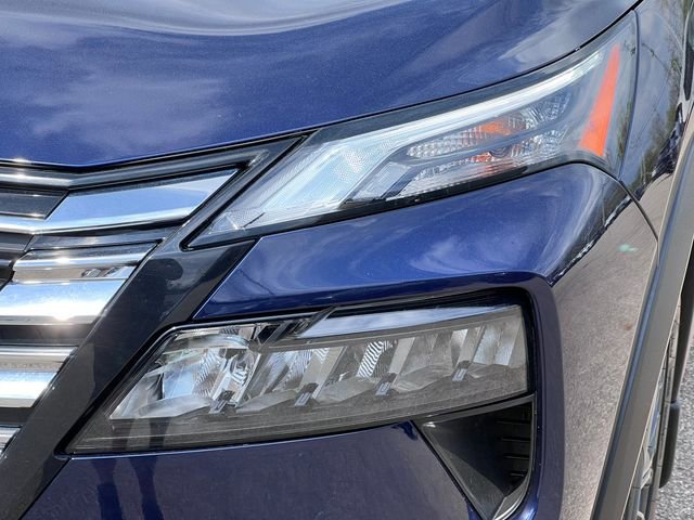 Used 2025 Nissan Rogue SL w/ Tech Package AWD/4WD image 39