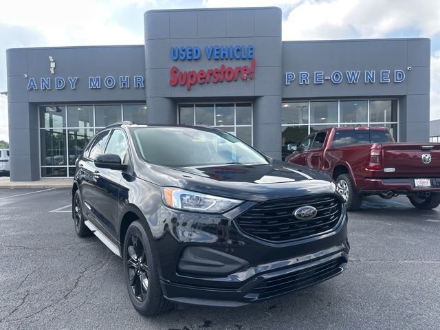 Used 2022 Ford Edge SE w/ Black Appearance Package