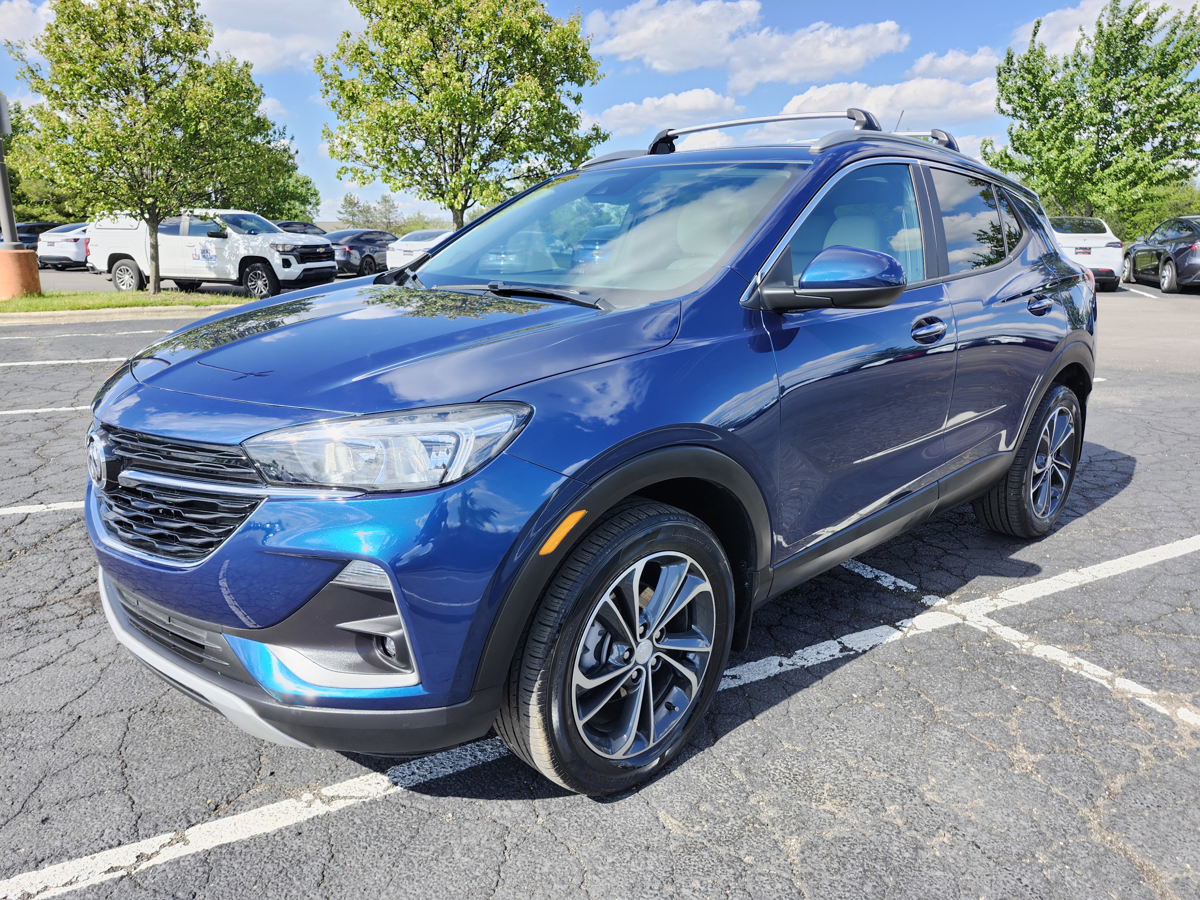 Used 2020 Buick Encore GX Select AWD/4WD image 13