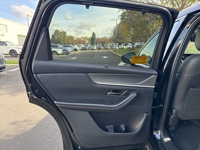 Used 2024 MAZDA CX-90 3.3 Turbo w/ Premium Package image 10