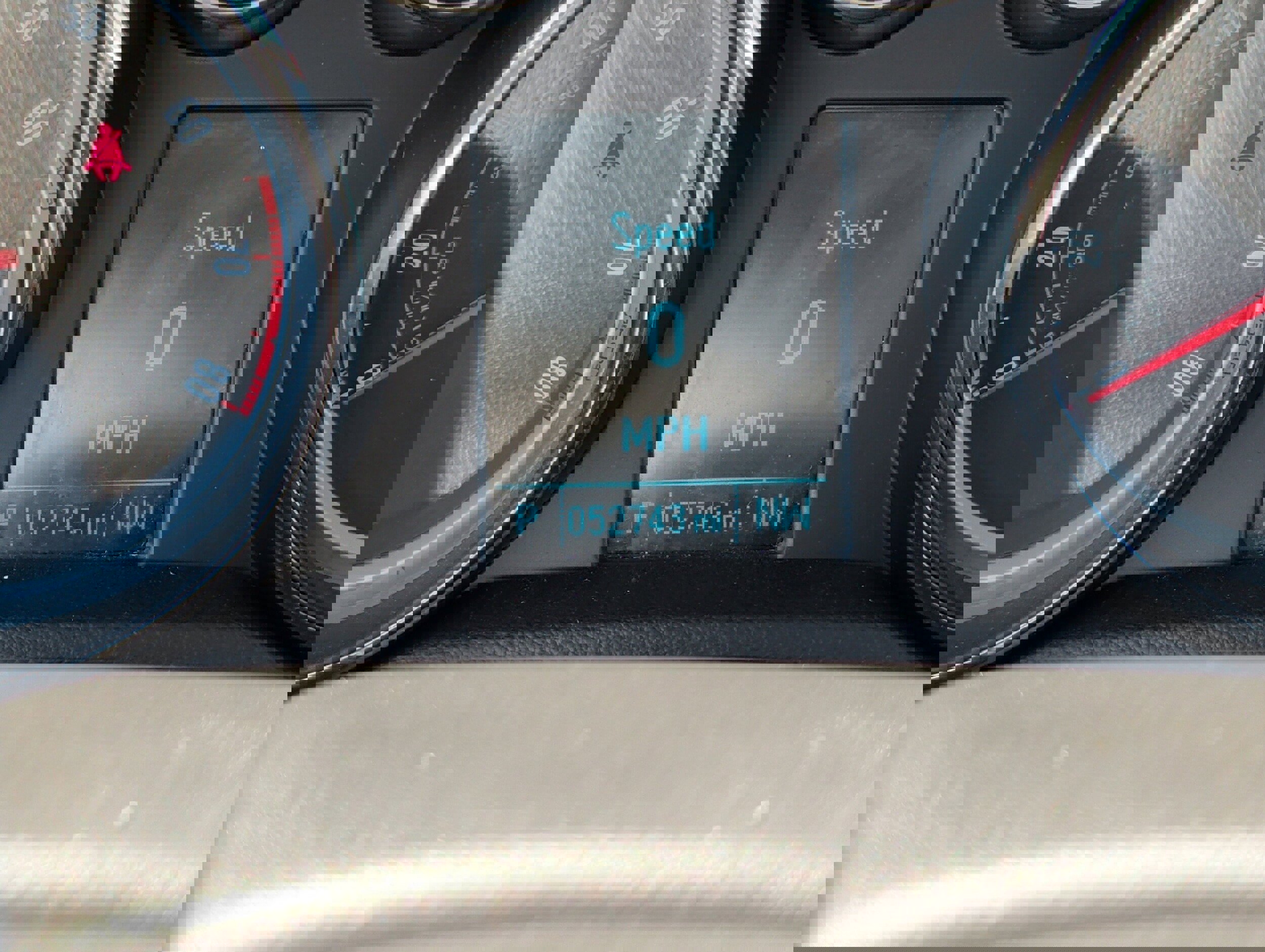 Used 2015 Buick Encore Leather AWD/4WD image 32